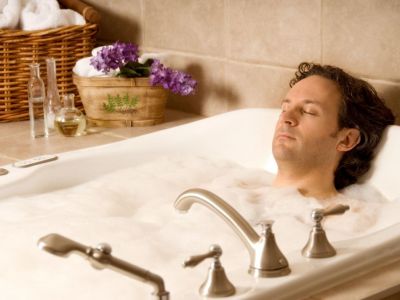 Горячая ванна для лечения простатита